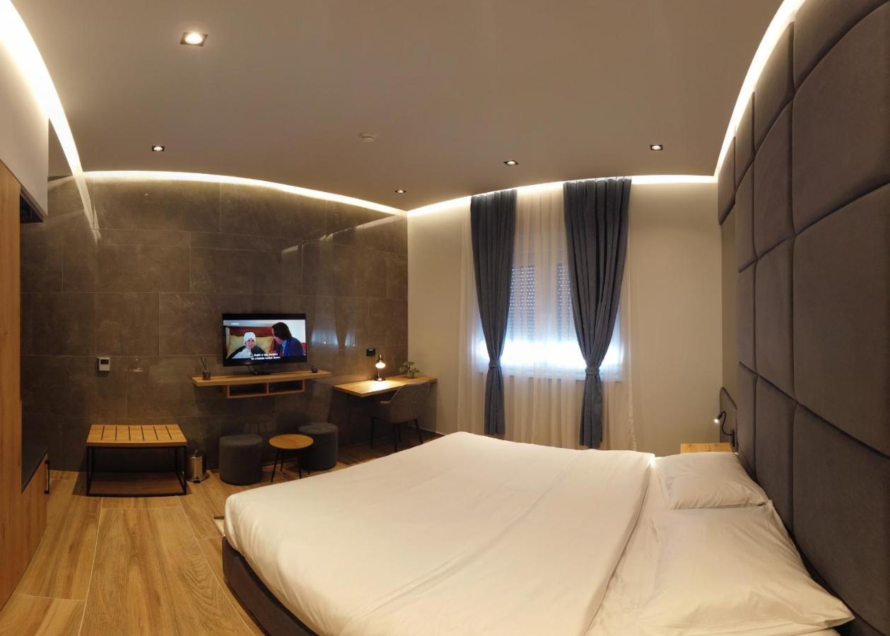 Hotel-Vh Preshevë Kültér fotó