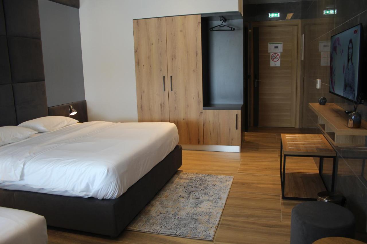 Hotel-Vh Preshevë Kültér fotó